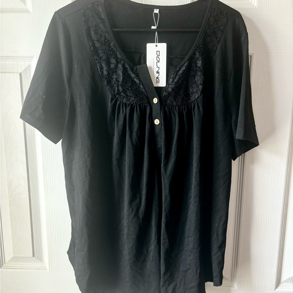 Dolnine Black Lace Accent Women's Blouse
